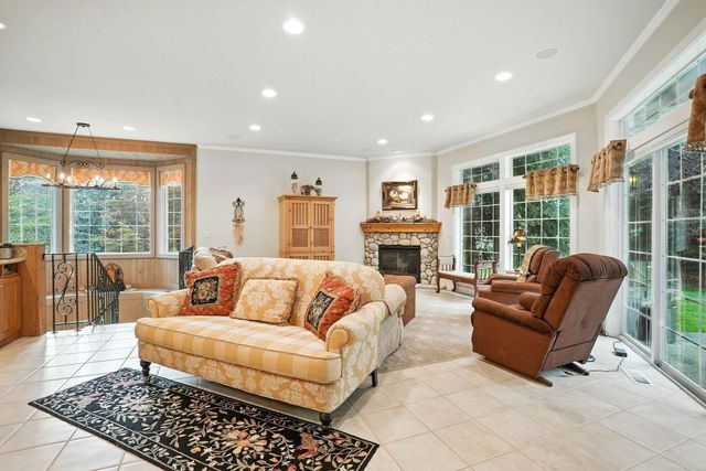 1505 E Legacy Ln, Spokane, WA 99208