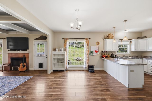 1936 Clearwater Dr, Lawrenceburg, KY 40342