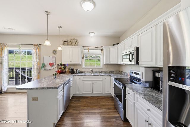 1936 Clearwater Dr, Lawrenceburg, KY 40342