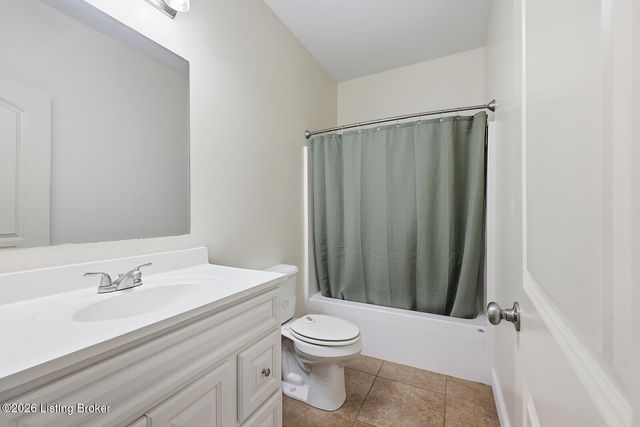 1936 Clearwater Dr, Lawrenceburg, KY 40342
