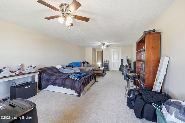 1936 Clearwater Dr, Lawrenceburg, KY 40342