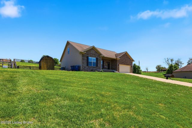 1936 Clearwater Dr, Lawrenceburg, KY 40342