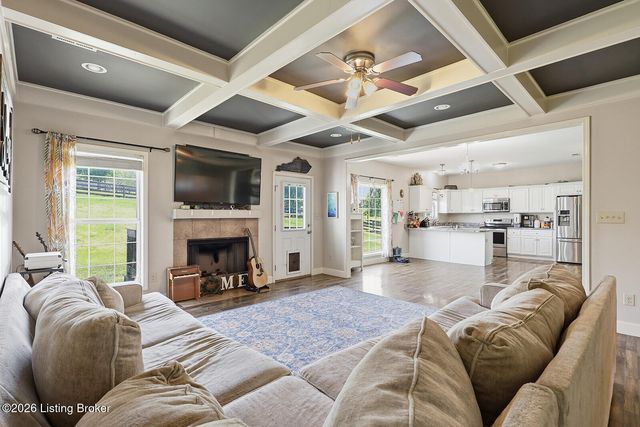1936 Clearwater Dr, Lawrenceburg, KY 40342