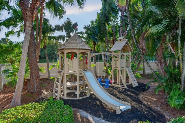 226 SAINT JAMES PARK, Osprey, FL 34229