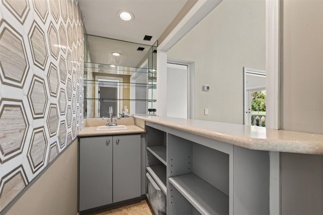226 SAINT JAMES PARK, Osprey, FL 34229