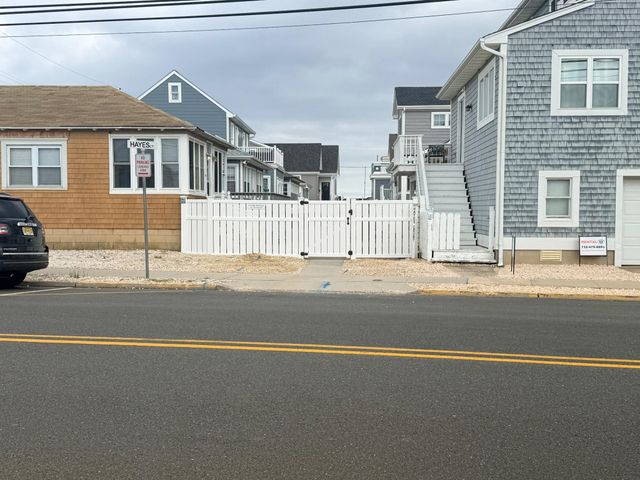 145 OCEAN AVE, Point Pleasant Beach, NJ 08742