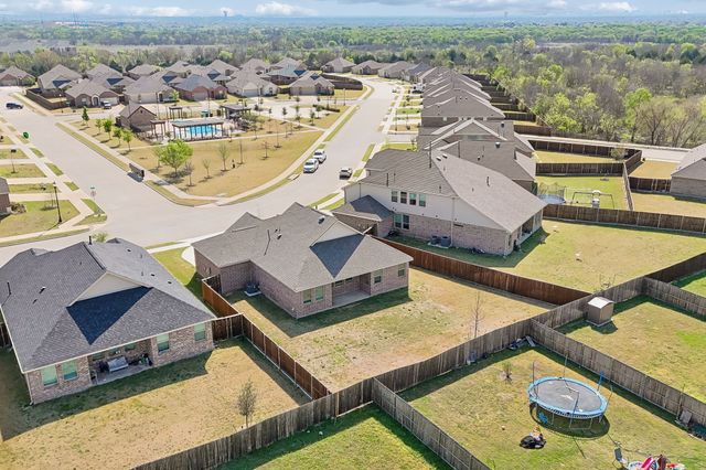 900 Chip Street, Little Elm, TX 75068