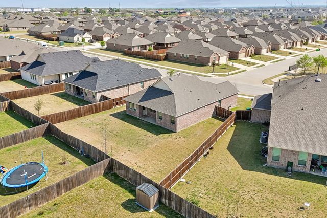 900 Chip Street, Little Elm, TX 75068