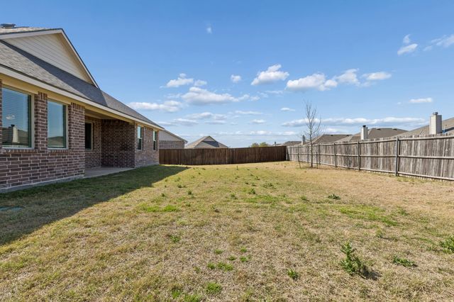 900 Chip Street, Little Elm, TX 75068