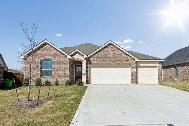 900 Chip Street, Little Elm, TX 75068