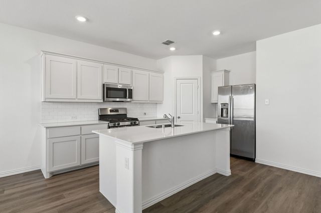 900 Chip Street, Little Elm, TX 75068