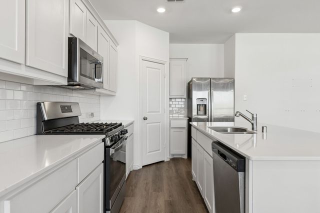 900 Chip Street, Little Elm, TX 75068