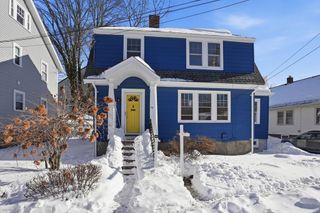 28 Brook Rd, Quincy, MA 02169