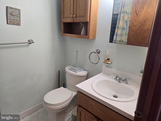 524 LONGSHORE AVE, Philadelphia, PA 19111