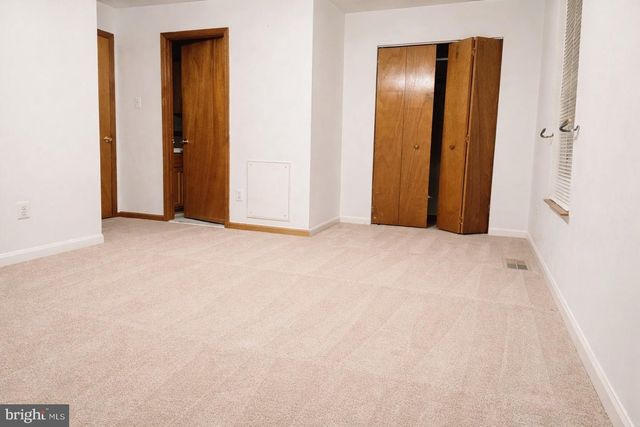 524 LONGSHORE AVE, Philadelphia, PA 19111