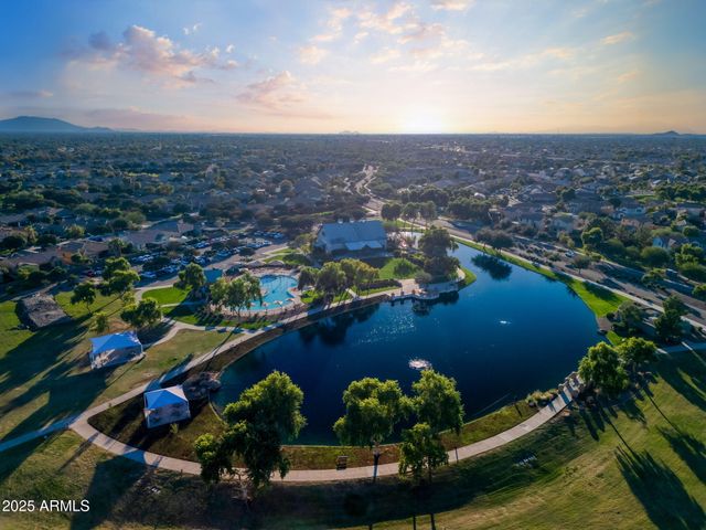 4186 E BLUE SAGE Road, Gilbert, AZ 85297