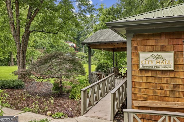 106 Beech Street, Mountain Park, GA 30075