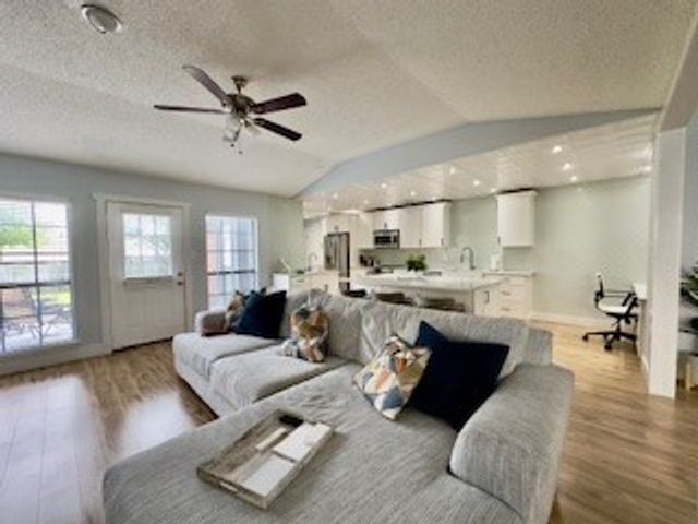 4633 Archer Drive, The Colony, TX 75056