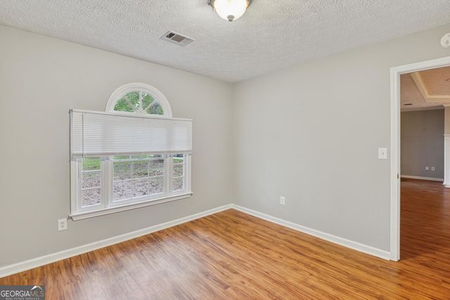 2880 Highpoint Road, Snellville, GA 30078