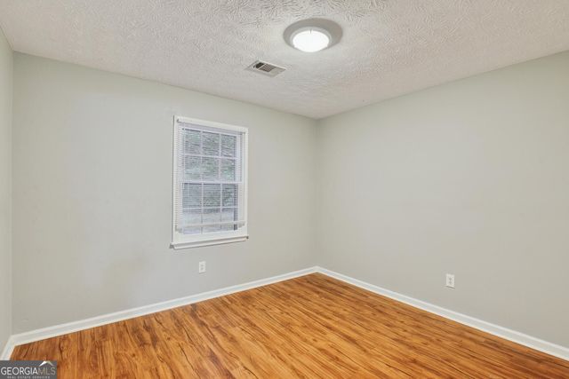 2880 Highpoint Road, Snellville, GA 30078