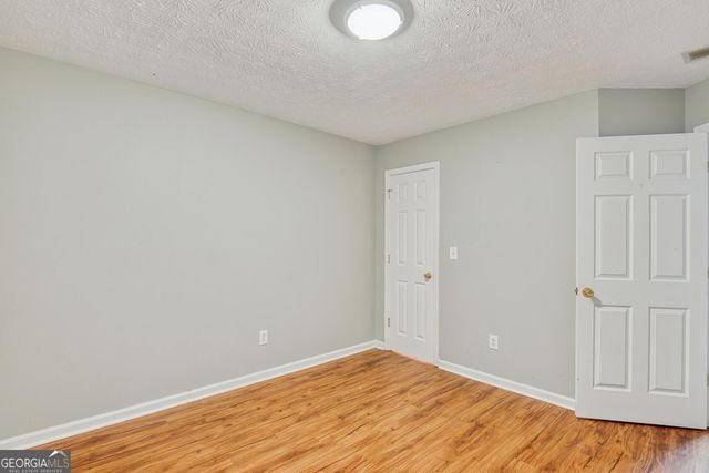 2880 Highpoint Road, Snellville, GA 30078