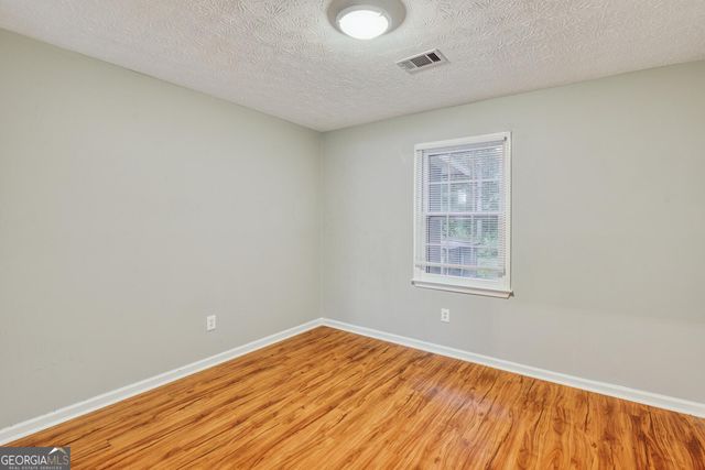 2880 Highpoint Road, Snellville, GA 30078