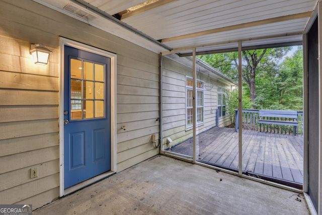2880 Highpoint Road, Snellville, GA 30078