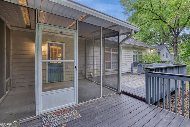 2880 Highpoint Road, Snellville, GA 30078