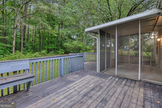 2880 Highpoint Road, Snellville, GA 30078