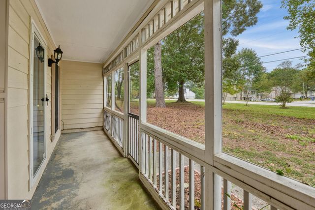 2880 Highpoint Road, Snellville, GA 30078