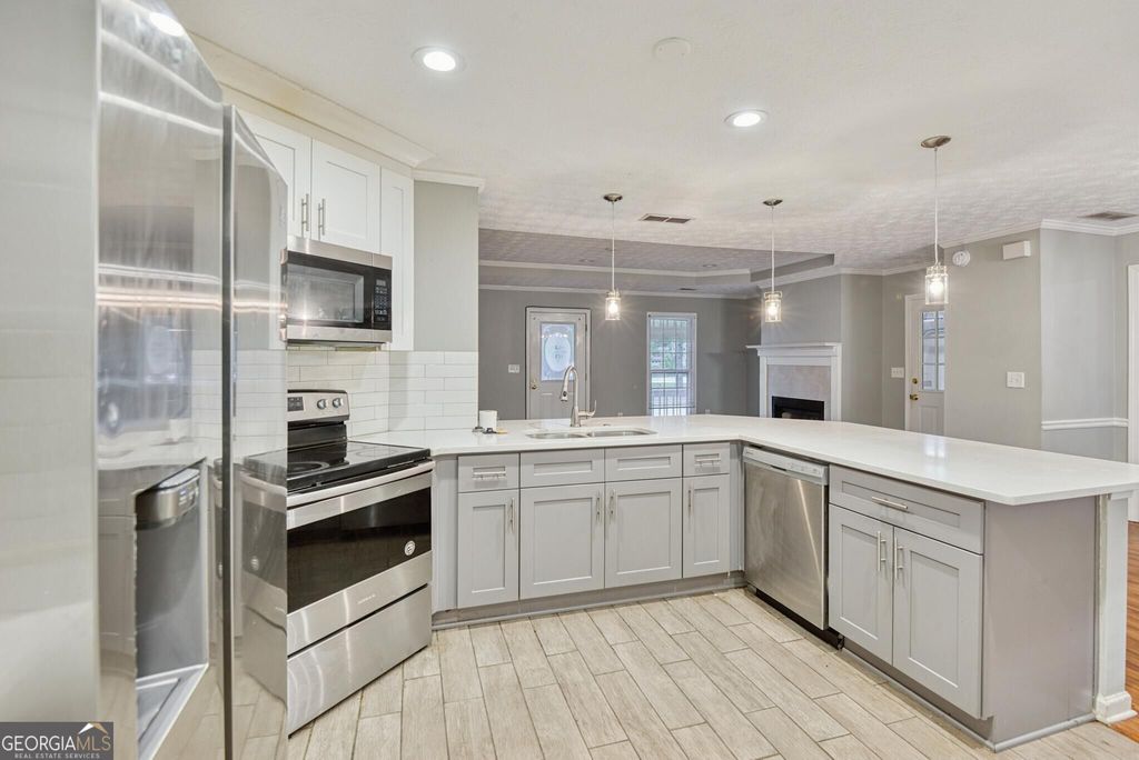 2880 Highpoint Road, Snellville, GA 30078 — photo 3