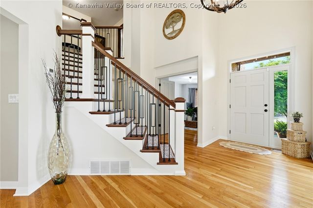 39 Cedar Drive, Hurricane, WV 25526