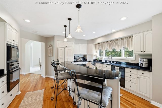 39 Cedar Drive, Hurricane, WV 25526