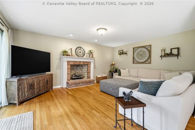 39 Cedar Drive, Hurricane, WV 25526