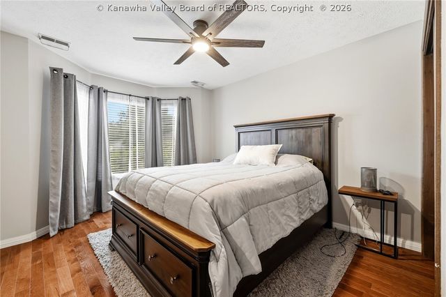 39 Cedar Drive, Hurricane, WV 25526