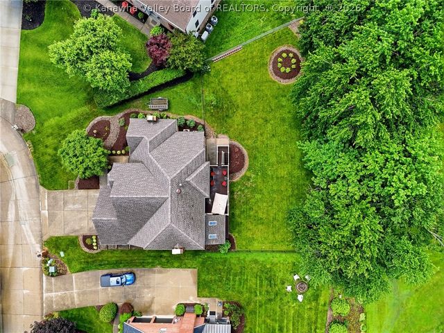 39 Cedar Drive, Hurricane, WV 25526