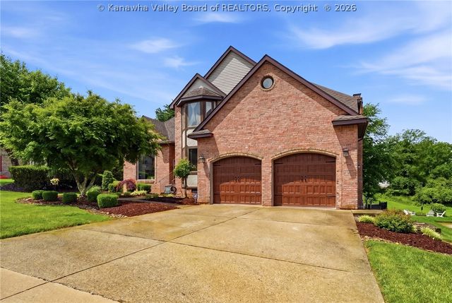 39 Cedar Drive, Hurricane, WV 25526