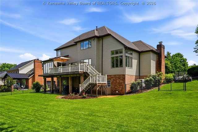 39 Cedar Drive, Hurricane, WV 25526