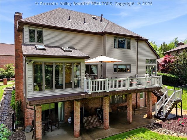 39 Cedar Drive, Hurricane, WV 25526
