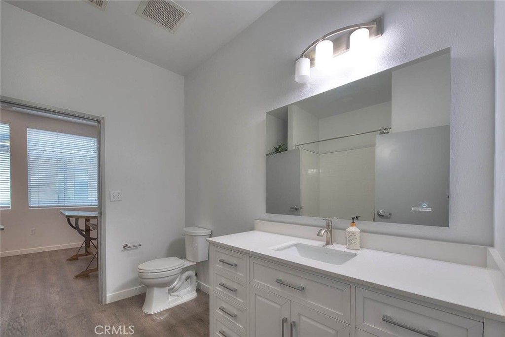 Image 13 of property listing at 435 W Center Street Promenade 328, Anaheim, CA 92805