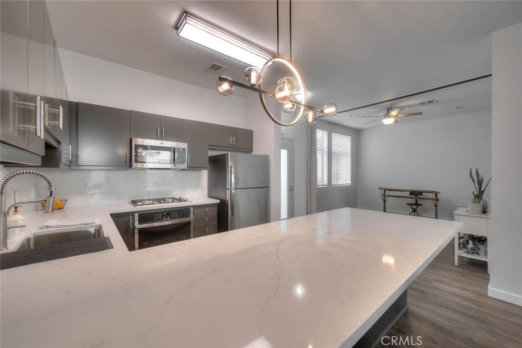 Image 19 of property listing at 435 W Center Street Promenade 328, Anaheim, CA 92805