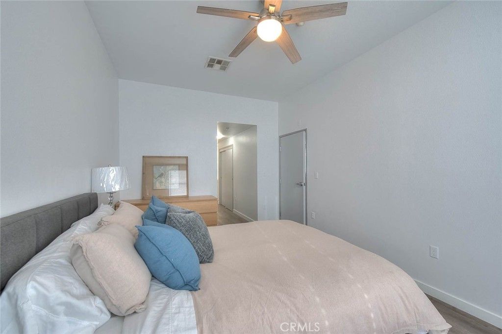 Image 3 of property listing at 435 W Center Street Promenade 328, Anaheim, CA 92805