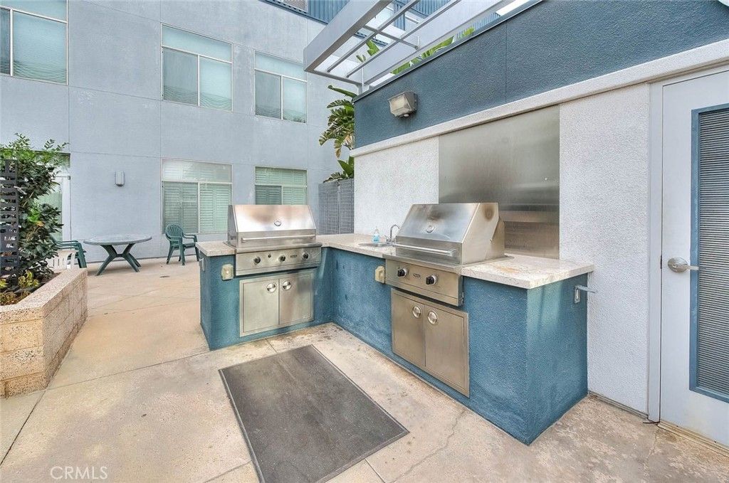 Image 34 of property listing at 435 W Center Street Promenade 328, Anaheim, CA 92805