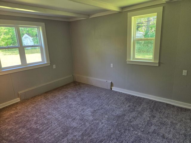 13799 8th Avenue, Marne, MI 49435