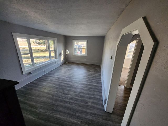 13799 8th Avenue, Marne, MI 49435