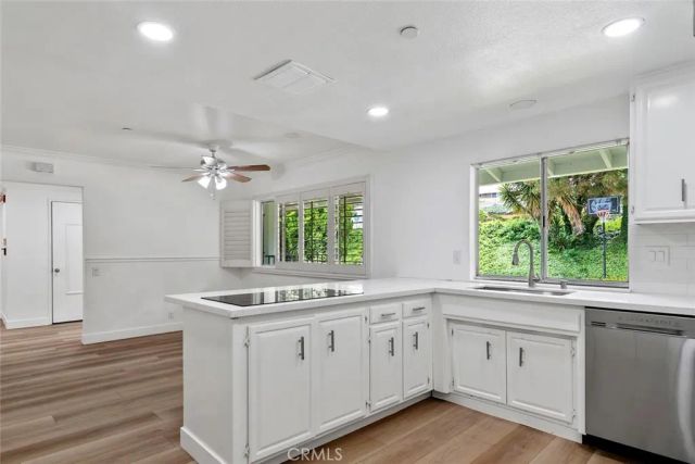 975 Valley Vista Drive, Camarillo, CA 93010