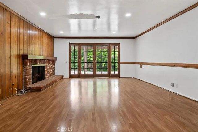 975 Valley Vista Drive, Camarillo, CA 93010