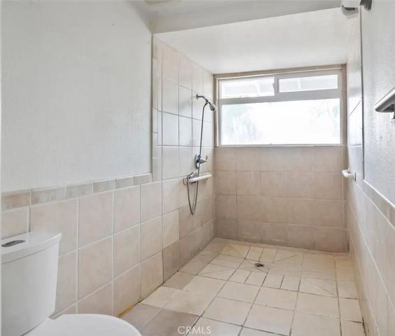 975 Valley Vista Drive, Camarillo, CA 93010