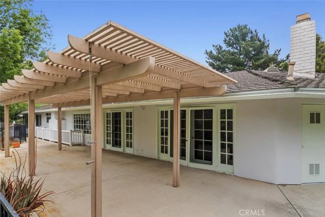 975 Valley Vista Drive, Camarillo, CA 93010