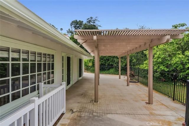 975 Valley Vista Drive, Camarillo, CA 93010